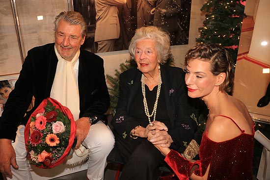  Dirk G. Kronsbein und seine Tochter Sarah  mit "Mamarazza" Marianne Fürstin zu Sayn-Wittgenstein {©Foto: Martin Schmitz)
